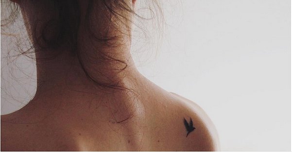 tatuaj tatuaje 20 de tatuaje mici pe care le vei adora Shoulder